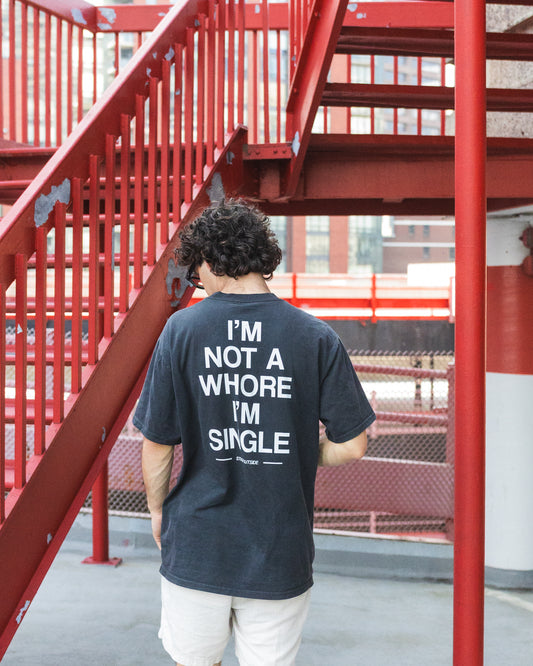 "I'm Single" Oversized Faded Tee
