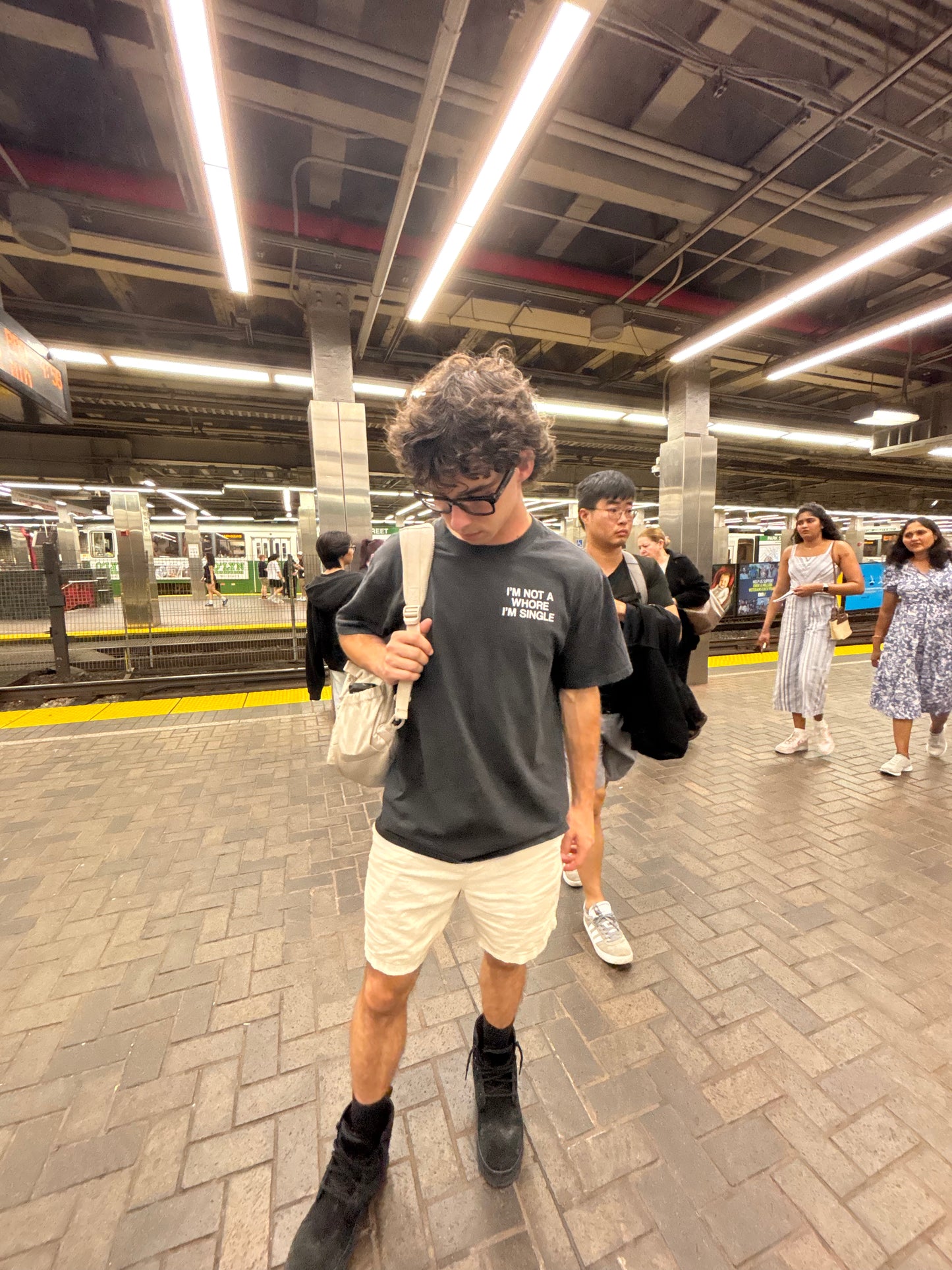"I'm Single" Oversized Faded Tee